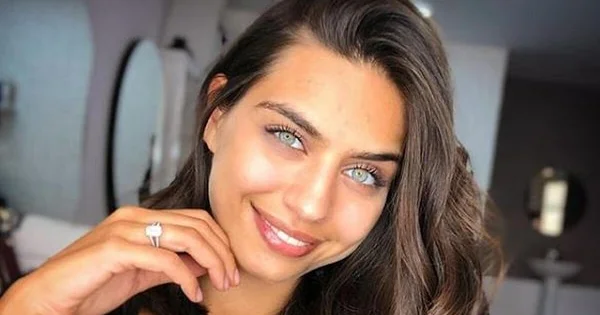 Özilin həyat yoldaşı Amine Gülşe zərgərlik markası qurdu