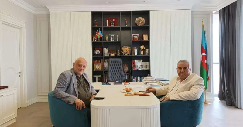 Sabir Rüstəmxanlı Ukrayna yazıçısı ilə görüşdü