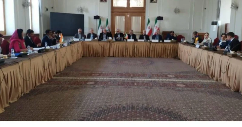 İran, Ermənistan və Hindistan bir arada