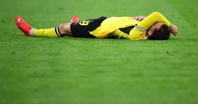 "Borussiya"nın futbolçusu xəstəxanaya yerləşdirildi