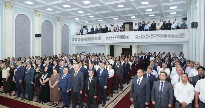 Yeni Azərbaycan Zəfər zirvəsindədir!