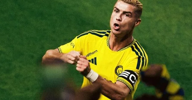 Ronaldo 979 cu qolunu vurdu