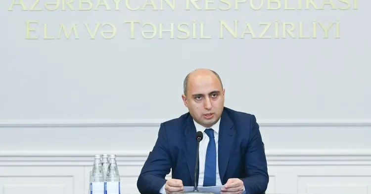 Sadəcə soruşun ki, bu gün nə öyrənmisən Nazir valideynlərə SƏSLƏNDİ