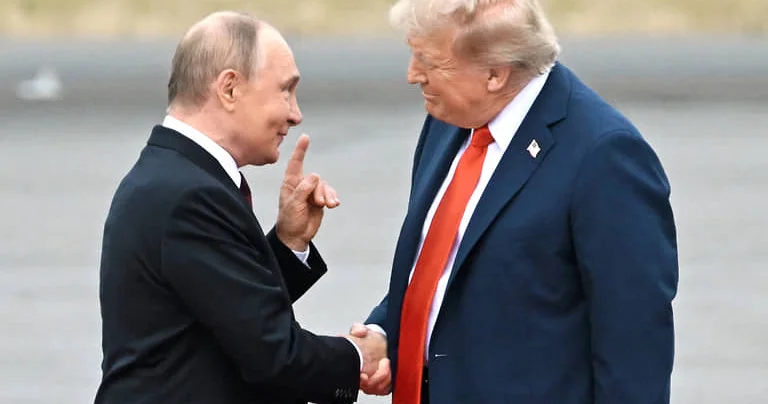 О чем говорил Путин с Трампом?