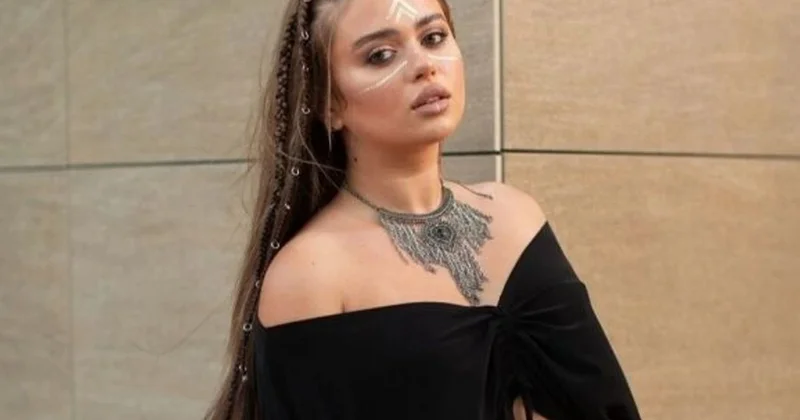 Fenomenin geyimlərini satması tənqid edildi