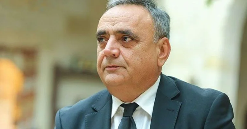 Füzuli Hüseynovun doğum günüdür
