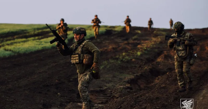 Donbas uğrunda döyüş: Ukraynanın yeni komandanlığı ən ağır döyüşlərə hazırlaşır Reuters