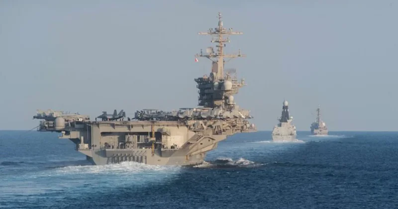 КСИР атаковал эсминцы ВМС США