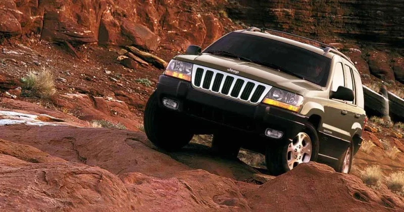 Chrysler ABŞ da 202 min Jeep avtomobilini geri çağıracaq