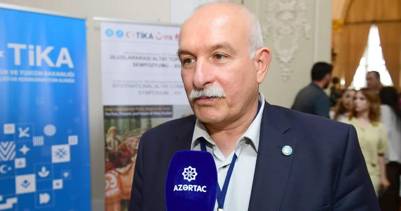 Macarıstanlı professor: Bakıda keçirilən simpozium əvvəlki görüşümüzün davamıdır