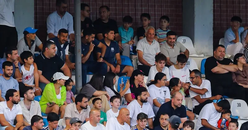 Sabah neçə azarkeş dəstəkləyəcək?
