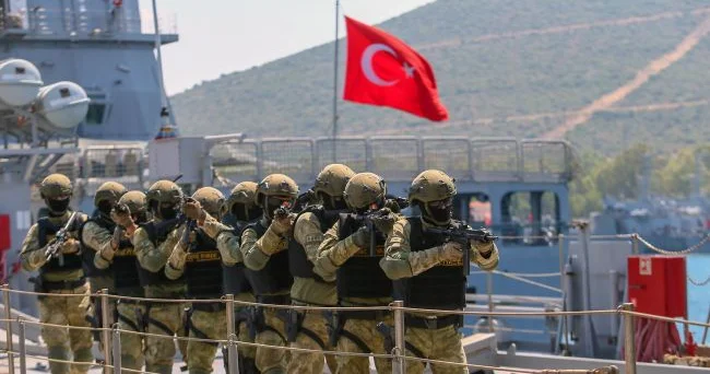Türkiyə müdafiə xərclərini rekord səviyyədə artırmağı planlaşdırır
