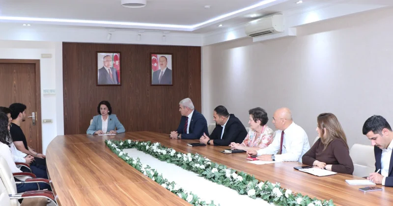 Memarlıq və İnşaat Universitetinə yüksək balla qəbul olunan tələbələrlə görüş olub