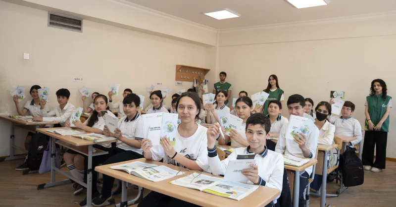 “Yaşıl gələcək, təmiz məktəb!” Şagirdlər maarifləndirilib