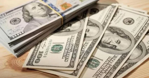 Strateji valyuta ehtiyatlarımız 90 milyard dolları KEÇDİ