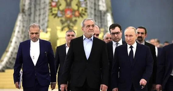 İran, Rusiya və Çin liderləri bir arada BRICS sammiti başlayır