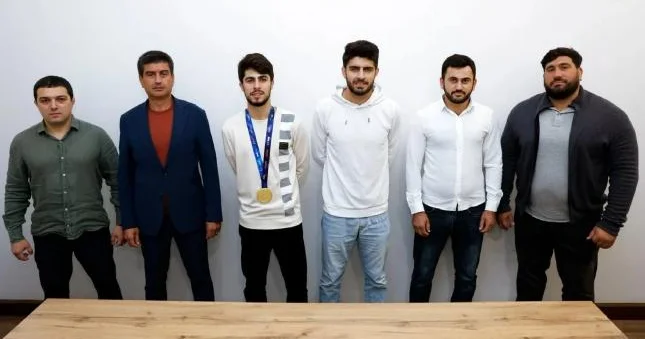 Milli Paralimpiya Komitəsində parataekvondoçularla görüş keçirilib