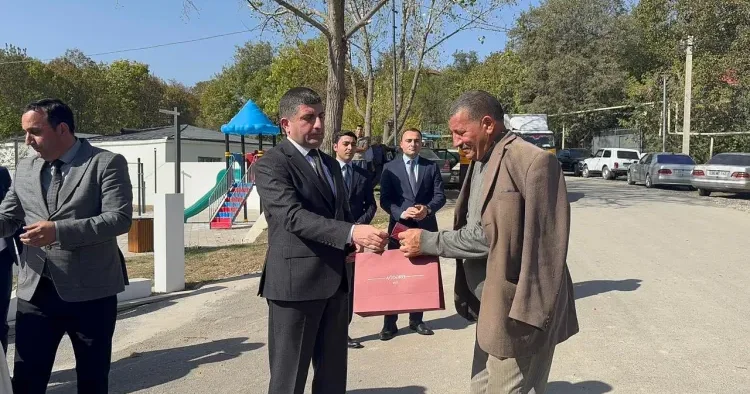 Ağdərənin Vəngli kəndinə köç baş tutdu FOTO