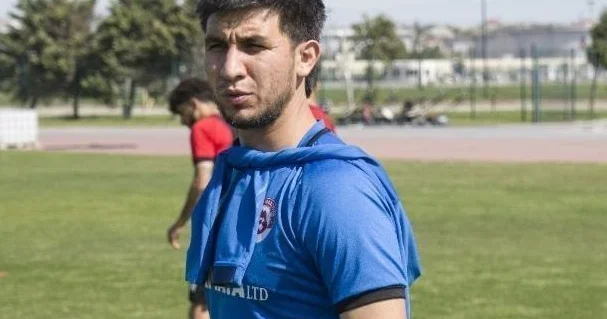Əfran İsmayılovun ideal “11 liy”i: “Çoxları hələ də məni futbolçu kimi tanıyır”