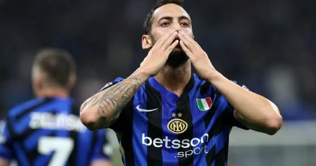 Hakan Çalhanoğlu karyerasını Türkiyədə davam etdirə bilər