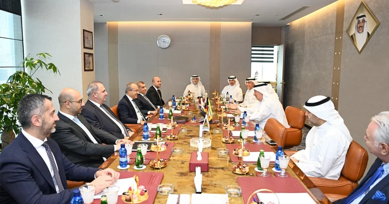 Mikayıl Cabbarov Bukhamseen Group Holding Company şirkətinin baş icraçı direktoru ilə görüşüb