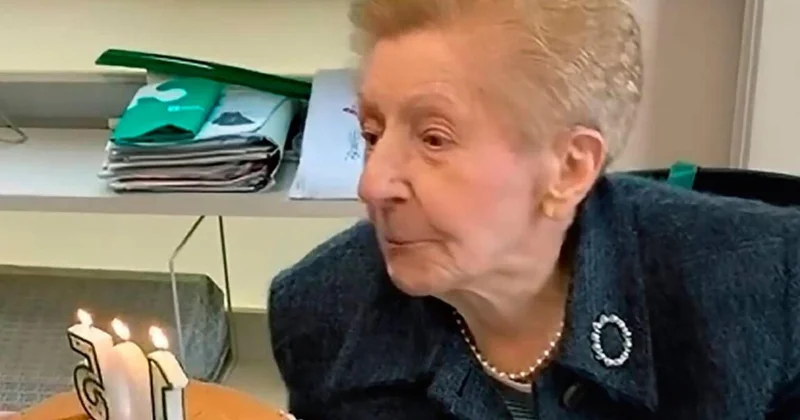 105 летняя женщина отметила день рождения на работе ВИДЕО