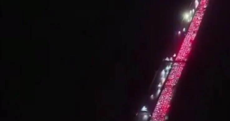 Массовые заторы парализовали трассы Китая ВИДЕО
