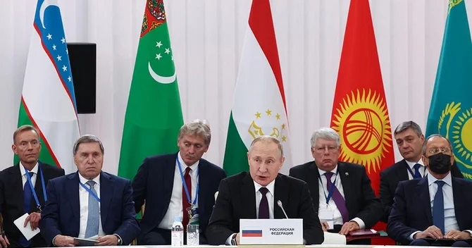 Putin: Rusiya İsrailin İranla sülh yolu ilə nizamlanmaya can atdığını görür