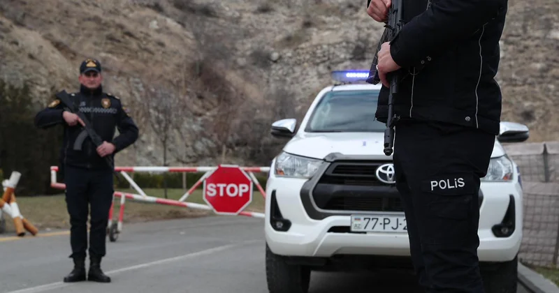 Tapdığı avtomatla saxlanıldı, gizlədilən və satılan döyüş silahları aşkarlandı