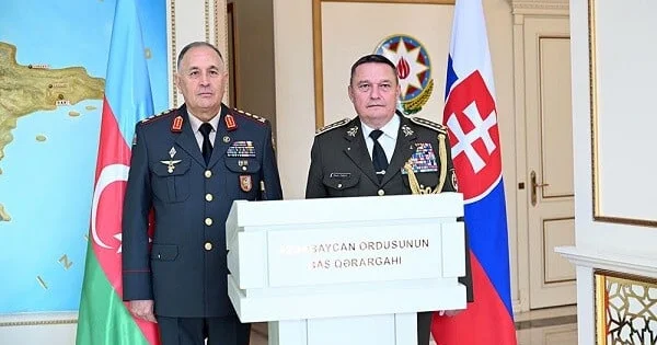 Daniel Zmeko Azərbaycanda səfərdədir Video