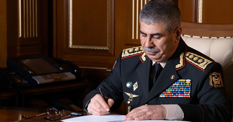 Zakir Həsənov pakistanlı generala başsağlığı verdi