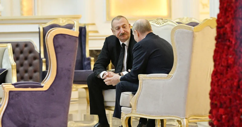 Putin Əliyevlə görüşdən əvvəl Moskvaya zəng edib