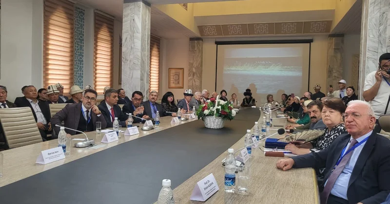 Bişkekdə Alıkul Osmonovun 110 illiyi qeyd edildi FOTO