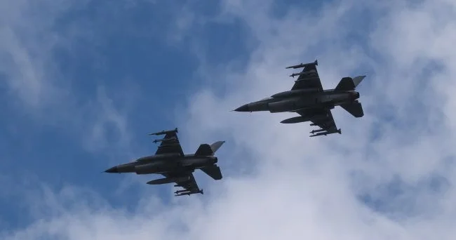 Ukrayna Belçikadan onlarla F 16 qırıcısı alacaq