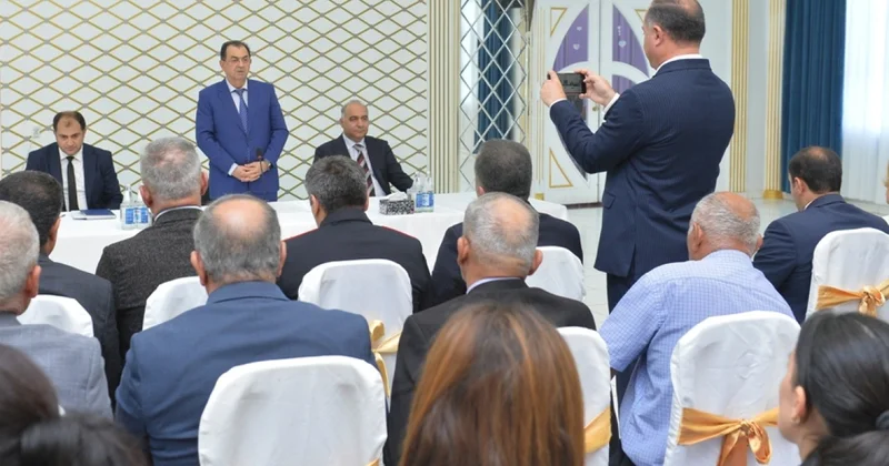 Taleh Qaraşov kənd sakinlərinin problemlərini dinlədi FOTOLAR
