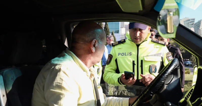 AYNA 120 manata sənəd satır, sonra da “qanunsuz sərnişin daşıyırsınız” deyir VİDEO