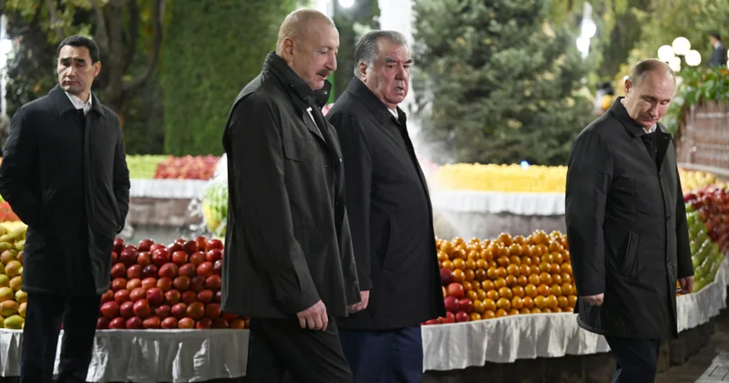 Prezident Düşənbədə şam yeməyində iştirak edir