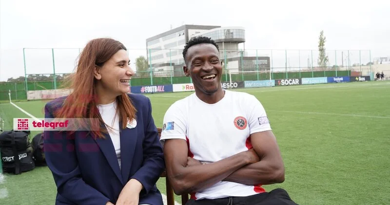 Elçiliyə onlar gedibmiş... Kübra ilə afrikalı futbolçunun hekayəsi