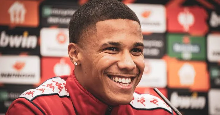 Seneqalda aləm qarışdı Qalatasaray ın futbolçusu yalan danışıb?