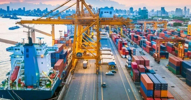 Vergilərin 73,6 faizi qeyri neft qaz sektorunun payına düşüb
