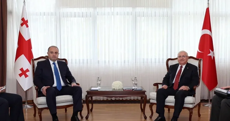 Türkiyə və Gürcüstan hərbi tibb və təhsil sahəsində əməkdaşlıq Protokolu imzalayıb