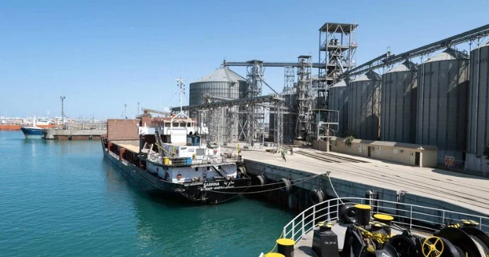 Aktau limanına taxıl yüklərinin qəbulu müvəqqəti məhdudlaşdırılıb Qazaxıstan Dəmir Yolları