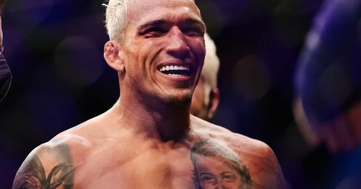 Чарльз Оливейра заявил о желании подраться с Макгрегором на турнире UFC в Белом доме