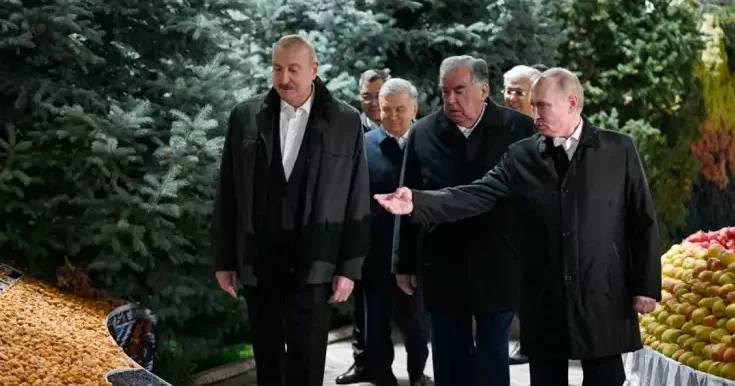 Prezident qeyri rəsmi şam yeməyində…