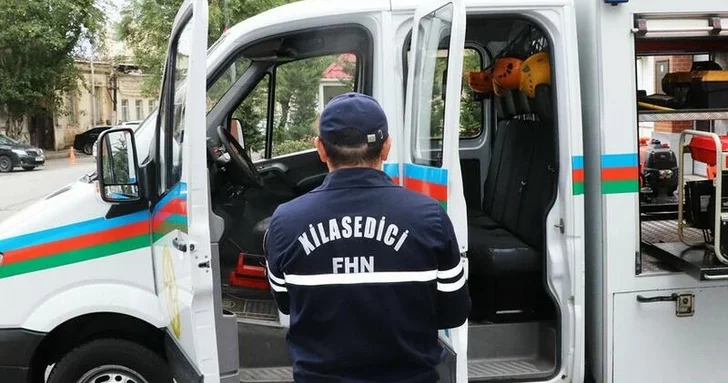 Четыре спасательные операции за сутки: в Баку и на Абшероне спасли двоих детей