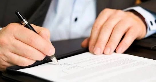 ADNSU 3,3 milyonluq müqavilə bağladı