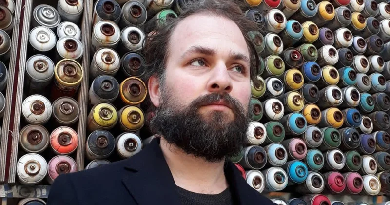 Dər qığılcımlarımı, sıx buludlarımı... Yeni Güney Azərbaycan layihəsində Elşən Böyükvəndin şeirləri
