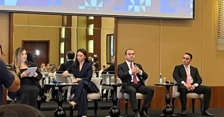 İnandırıcı danışır, amma etibarlı deyil Hüquqşünasdan ChatGPT ilə bağlı