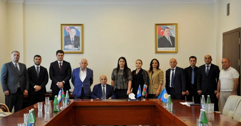 FHN yanında İctimai şuranın üzvləri arasında görüş keçirilib