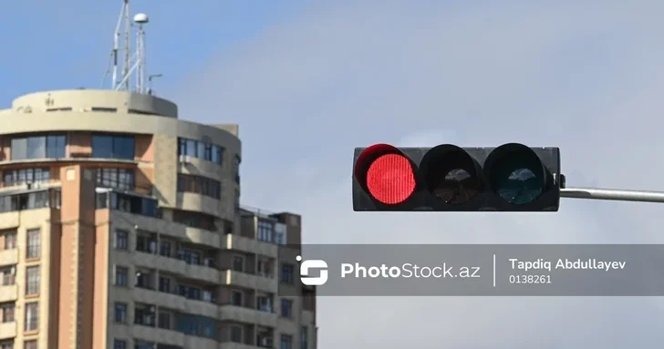 В Баку 11 октября временно ограничат движение на ряде улиц и проспектов